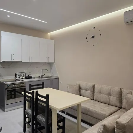Kejdi Apartament Golem (Tirana)